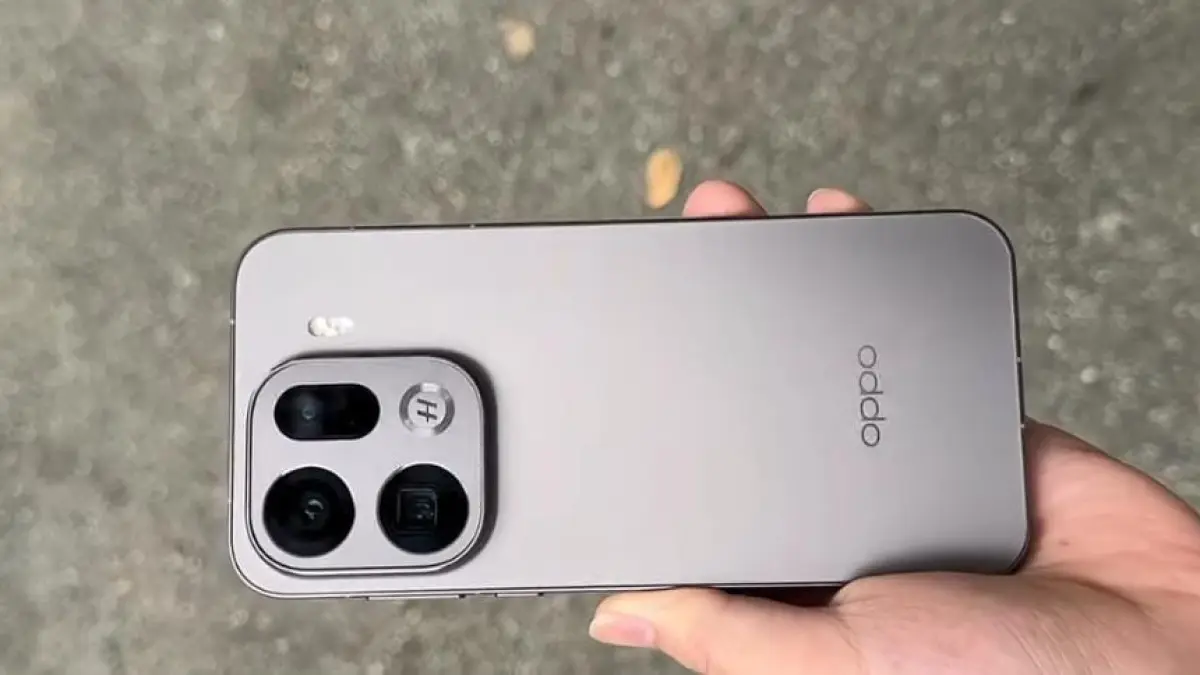 HP Oppo terbaru Lebaran 2026 hadir dari flagship Find X9 Pro hingga seri A murah baterai besar, ini daftar lengkap dan spesifikasinya.