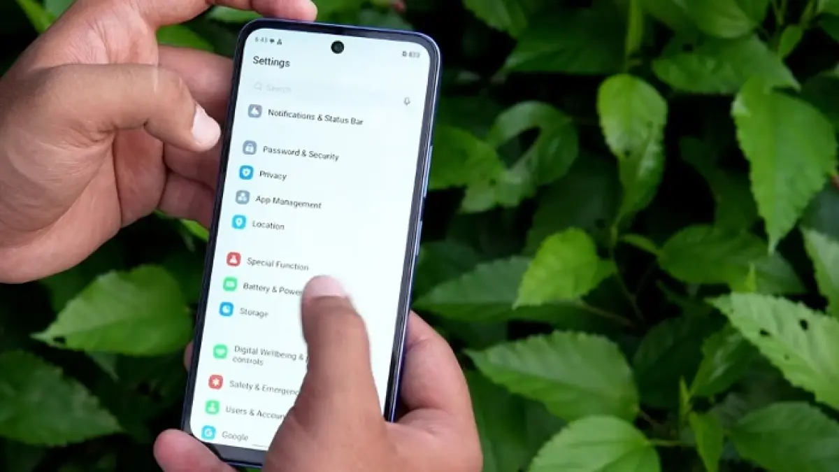 Rekomendasi Oppo 3 jutaan terbaik 2026 dengan RAM besar, 5G, kamera 50MP dan baterai awet. Wajib cek sebelum beli!