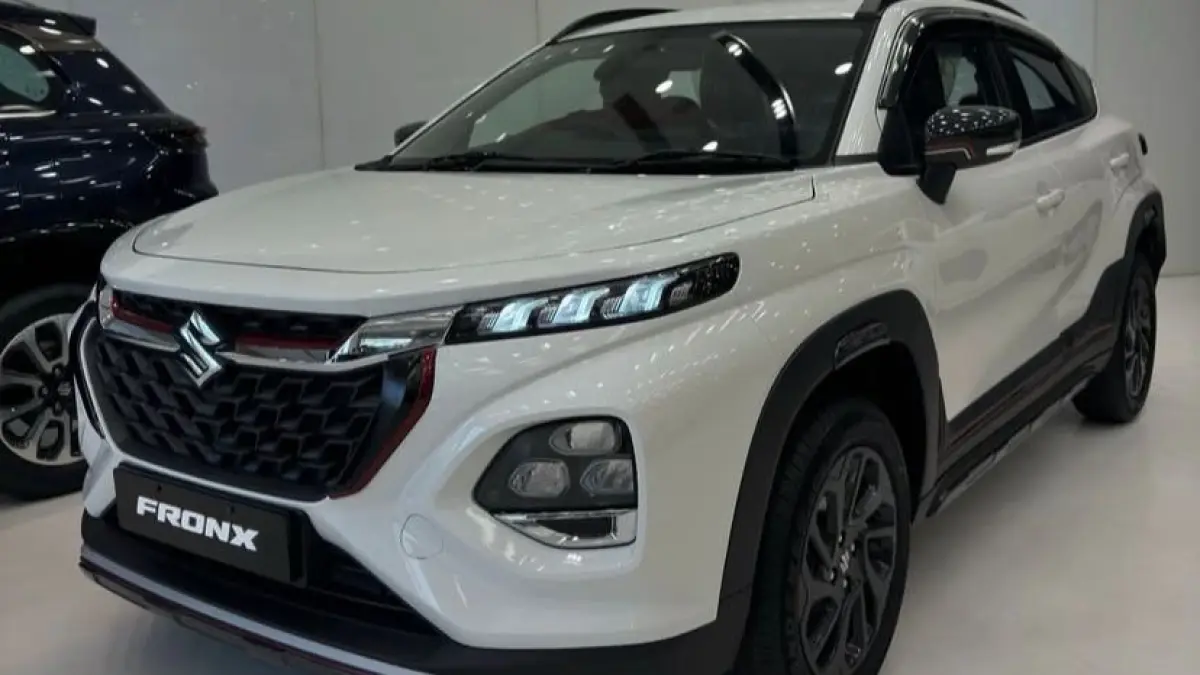 Viral! Intip spesifikasi Suzuki Fronx 2025 tipe GL non-hybrid. Mesin 1500 cc lebih gahar dari versi hybrid, kabin lega, dan harga lebih terjangkau!