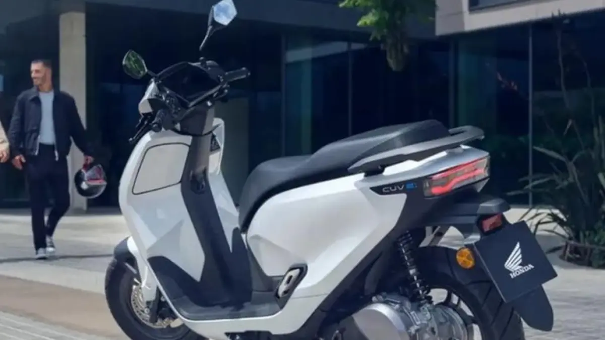 Honda QVE motor listrik hadir dengan teknologi mirip mobil listrik, fitur canggih, dan sistem keamanan modern yang bikin heboh pasar.