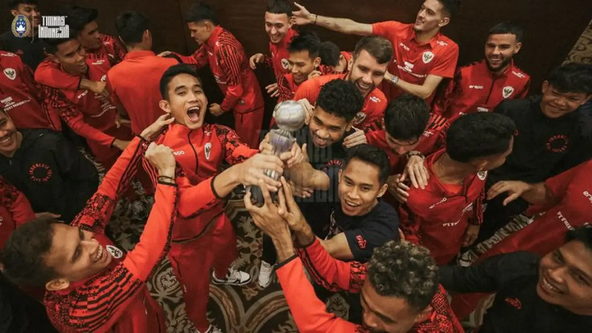 Era baru Timnas Indonesia di tangan John Hartman terlihat usai menang 4-0. Bukan sekadar skor, ini tanda kebangkitan Garuda.