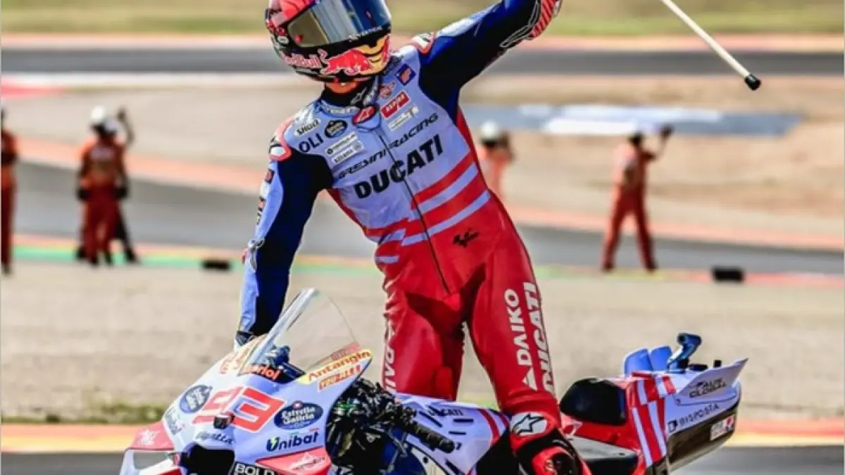 Kabar Marquez terbaru 2026! Marc Marquez terancam setelah dikalahkan Bezzecchi, Aprilia bongkar rahasia suksesnya.
