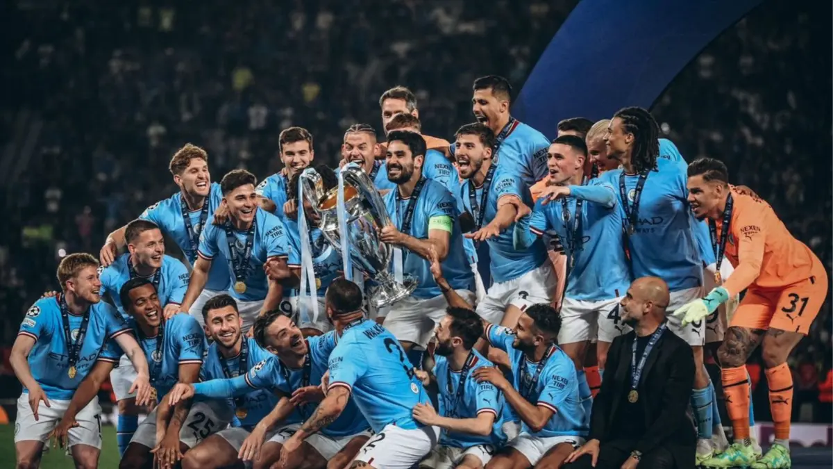 Konglomerat sepak bola membuat PSG dominasi transfer pemain dengan nilai fantastis dan berdampak global.