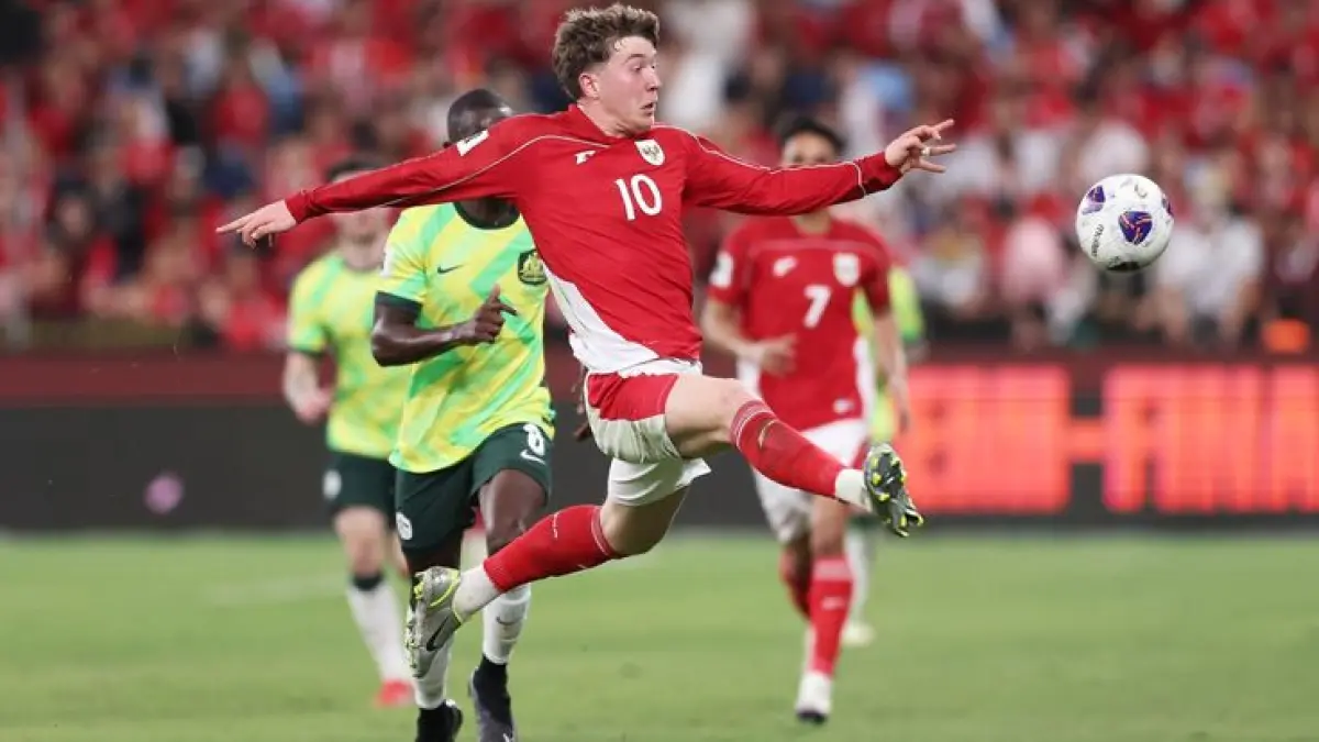 Taktik baru Timnas Indonesia era John Hartman bikin perubahan besar, Ole Romeny jadi kreator, Beckham Putra bersinar.