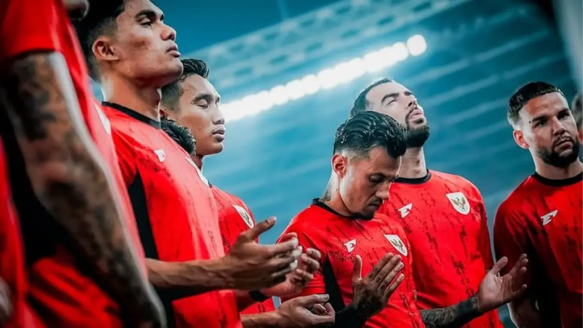 Taktik Timnas Indonesia era John Herdman terungkap. Formasi 4-4-2 hybrid sukses bawa kemenangan telak di FIFA Series.
