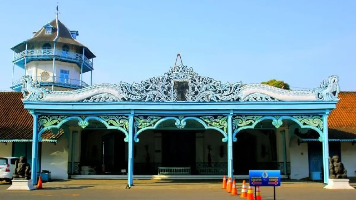 7 wisata Solo terbaru 2026 yang lagi hits, dari Solo Safari hingga Pasar Klewer, cocok untuk liburan keluarga seru dan budaya.