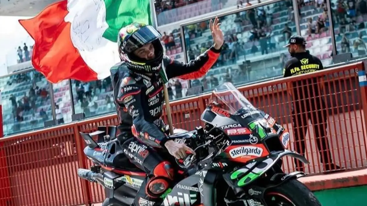 Hasil MotoGP Amerika 2026 hari ini, Bezzecchi menang, klasemen makin ketat, Marquez tertahan di posisi lima.