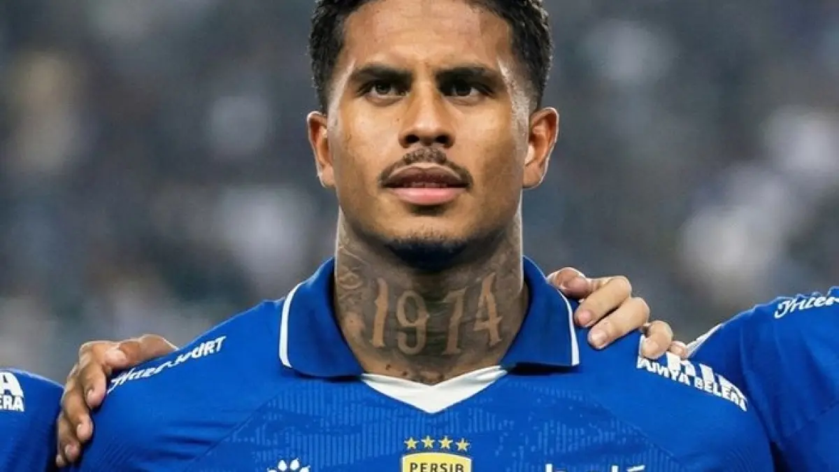 Bursa transfer Persib Bandung memanas, deretan pemain asing dan lokal masuk radar. Siapa saja yang bakal bergabung musim depan?