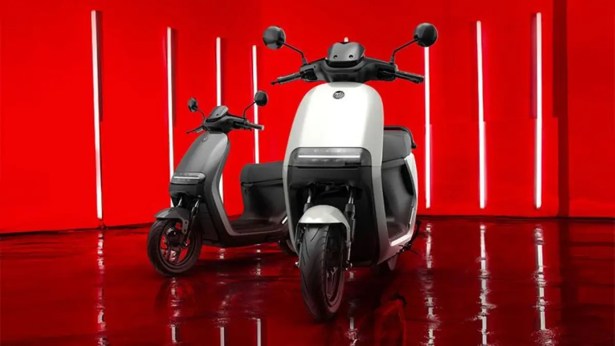 Motor listrik jarak tempuh 200 km Davigo Dragon SLI hadir dengan desain mirip Honda Beat, fitur modern dan harga terjangkau Rp18,5 juta.