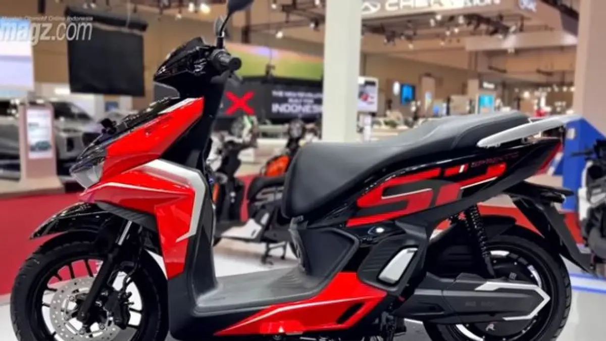 Indomobil Sprinto meluncur! Skutik listrik sporty mirip Honda Vario dengan fitur touchscreen, jarak 110 KM, dan lari 90 KM/jam. Cek speknya!