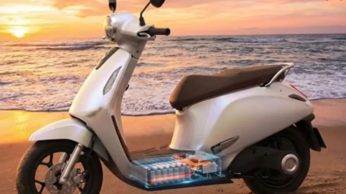 VinFast rilis 4 motor listrik di Indonesia! Cek spek VinFast Viper dan Evo 200 yang tembus 200 KM. Harga murah berkat sistem sewa baterai!