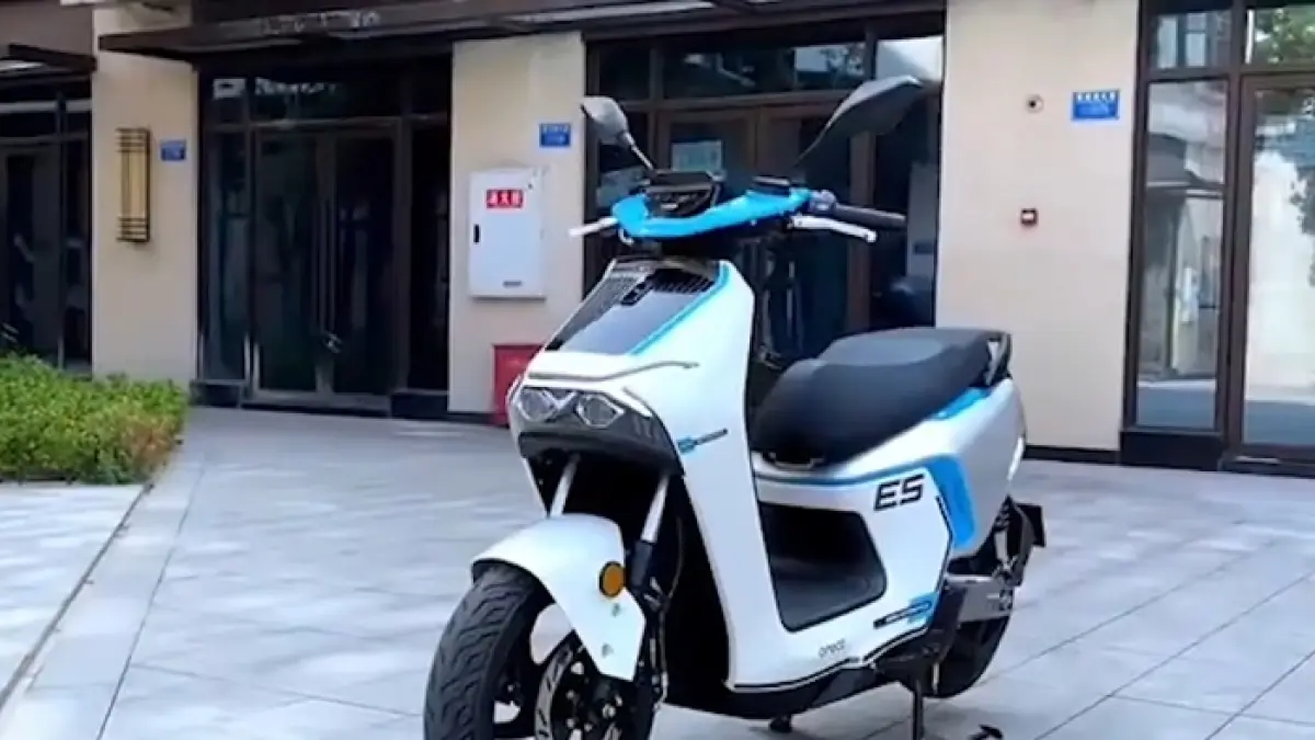 Motor listrik jarak 300 km terbaik 2026 hadir! Teknologi hybrid canggih, irit energi, dan cocok untuk perjalanan jauh.