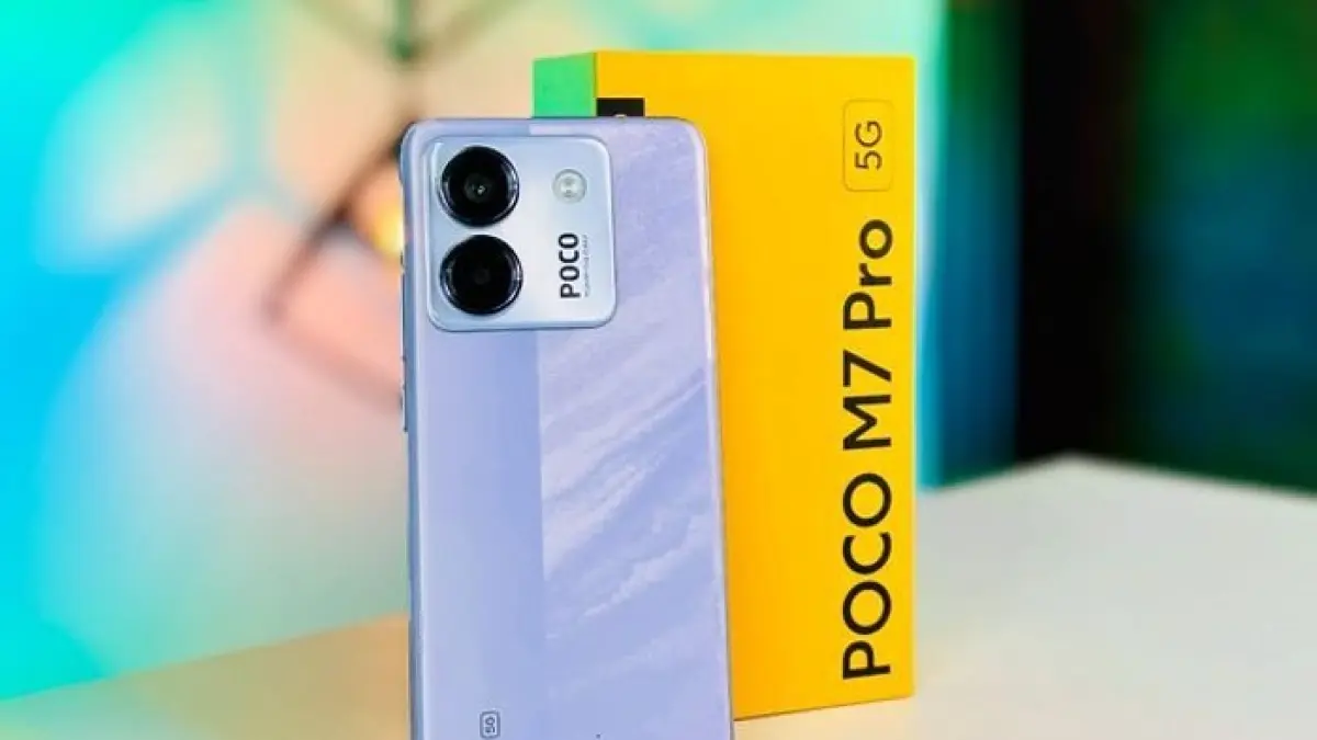 Perbandingan 7 HP baterai 7000 mAh terbaik lengkap dengan spesifikasi, keunggulan, dan kekurangannya.