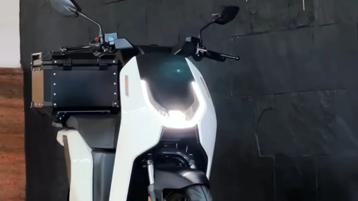 Motor listrik charge biket review hadir dengan cas 40 menit, jarak 170 KM, fitur modern, dan performa responsif di 2026.