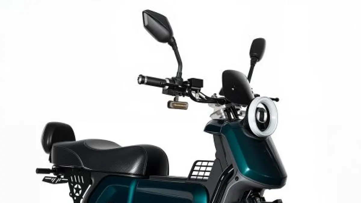 Motor listrik Rimba Charge Indonesia hadir dengan jarak 300 KM dan fitur canggih, siap meluncur November di Indonesia.