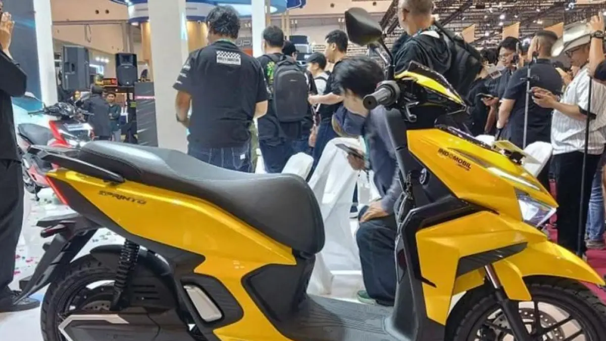 Fast charging Sprinto Indomobil e-Motor terbukti cepat, dari 66% ke 100% cuma 30 menit. Ini hasil uji nyata dan penjelasannya.