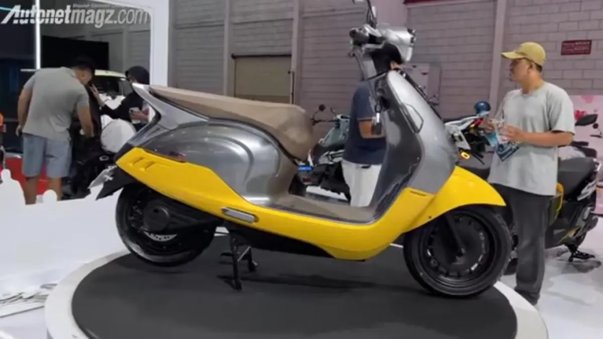 Indomobil eMotor QT dan QT Pro hadir dengan harga Rp15 jutaan, desain retro, dan jarak tempuh hingga 135 km.