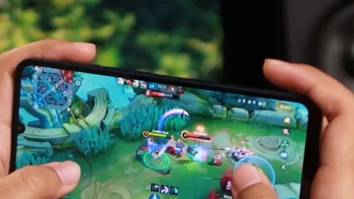 Daftar hp murah ram besar storage luas 2026, RAM 12 GB, performa kencang, cocok multitasking dan gaming tanpa lag.