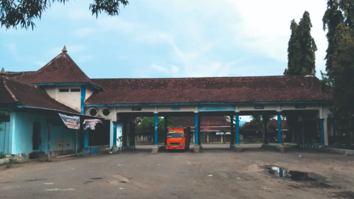 BELUM  TEREALISASI: Pengembangan MPP di Terminal Durenan terbatasi  anggaran. (FATRA ADITYA/RADAR TRENGGALEK)