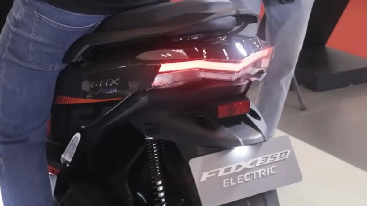 Motor listrik daya tahan baterai kuat Fox 350 mampu capai 136 km, fitur modern dan harga bersaing di 2026.