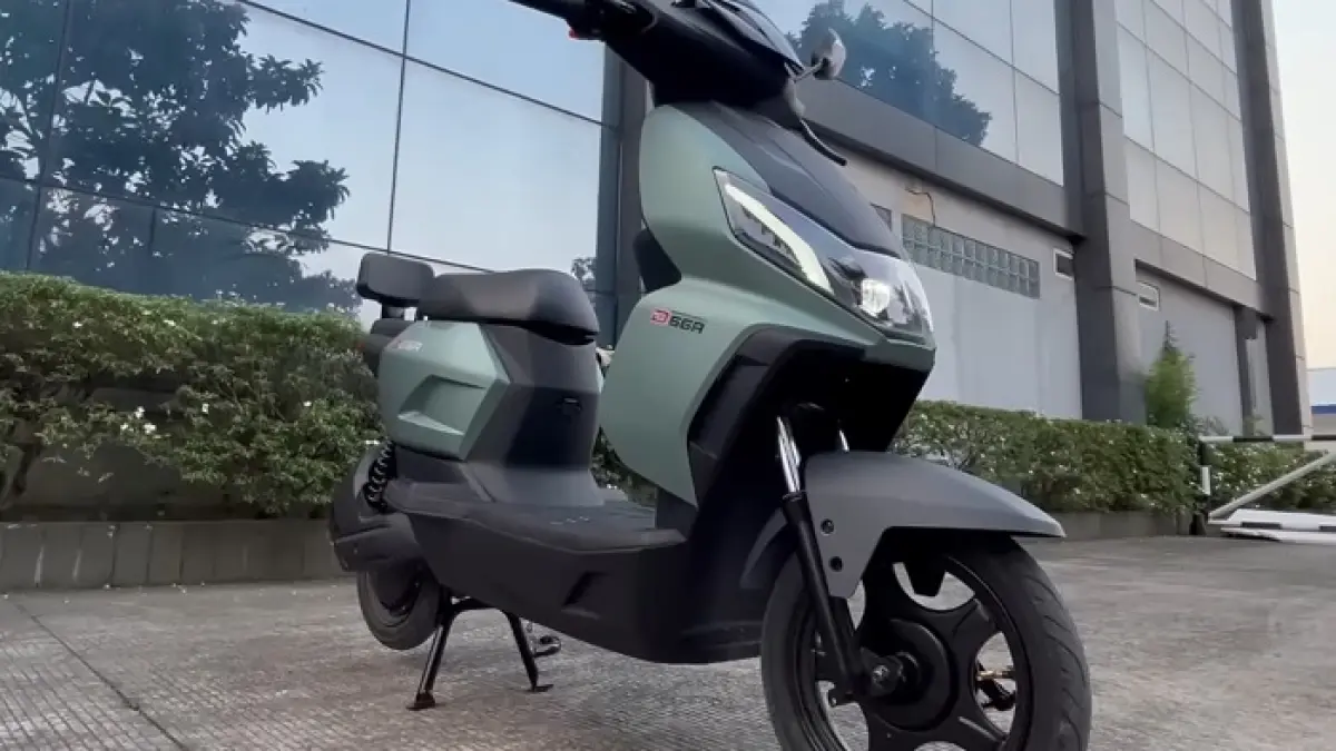 Motor listrik efisiensi tinggi terbaru 2026 hadir dengan jarak tempuh panjang, fitur canggih, dan desain futuristik modern.