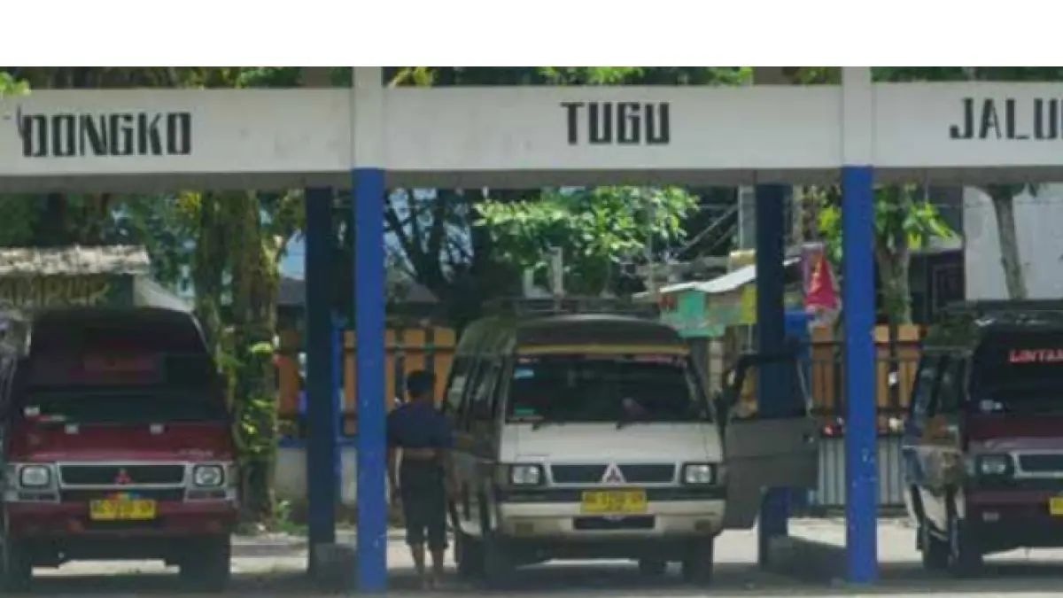 MINIM: Setoran PAD dari sektor terminal MPU sangat minim. Sebulan tak sampai satu juta rupiah.(FATRA ADITYA/RADAR TRENGGALEK)