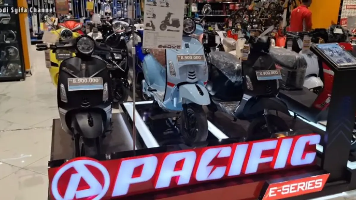 Cek harga motor listrik terbaru April 2026 di Cibubur! Exotic mirip Vespa cuma Rp8 Juta, United TX Series, hingga unit subsidi hanya Rp5 Jutaan.