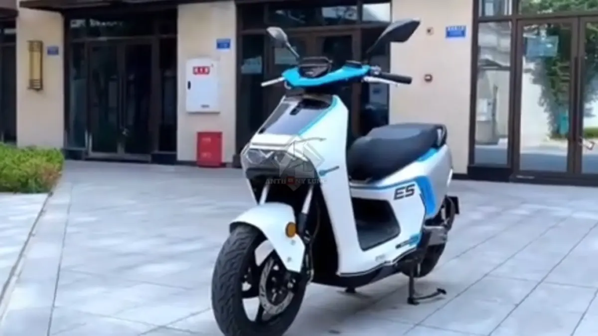 Polytron Fox S motor listrik 11 jutaan hadir dengan jarak tempuh 70 km. Murah, tapi apakah layak dibeli? Ini ulasan lengkapnya.(Pinterest)