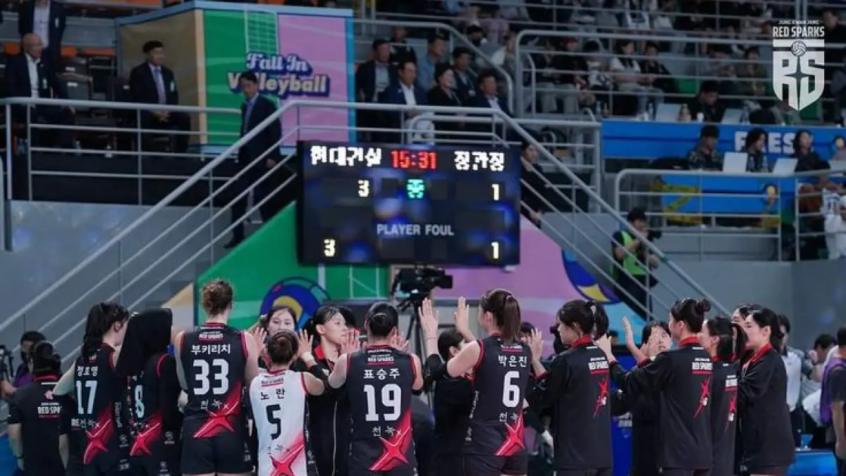 Hasil Proliga 2026, Pertamina Enduro balas kekalahan dari Elektrik PLN dengan kemenangan dramatis 3-2 di Final Four.(Pinterest)