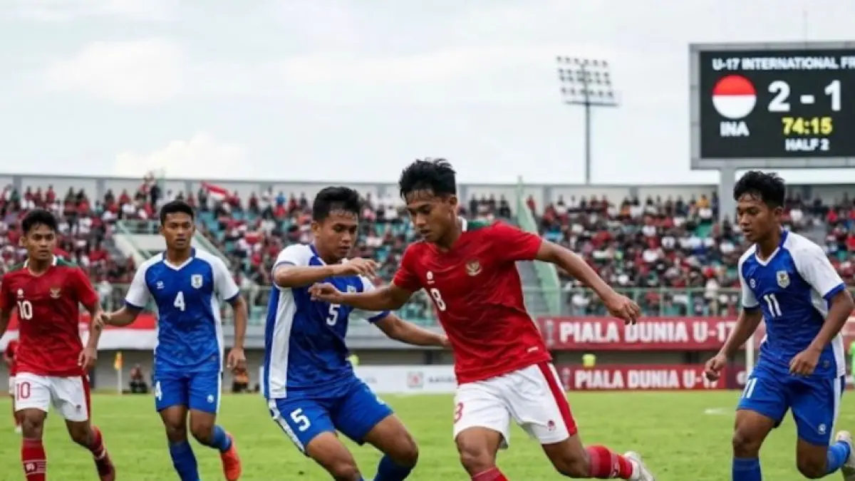 Cek jadwal Timnas Indonesia U-17 vs Malaysia di Piala AFF 2026. Duel maut Derby Nusantara live di Indosiar. Mampukah Garuda Muda balas dendam? Klik di sini!
