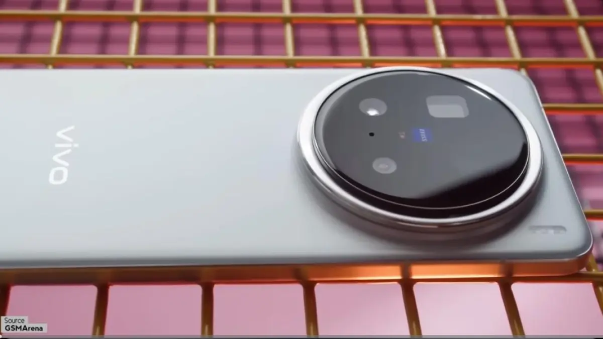 7 HP 4 jutaan terbaik 2026 dengan performa gaming ngebut, kamera flagship, dan fitur premium. Wajib dilirik!