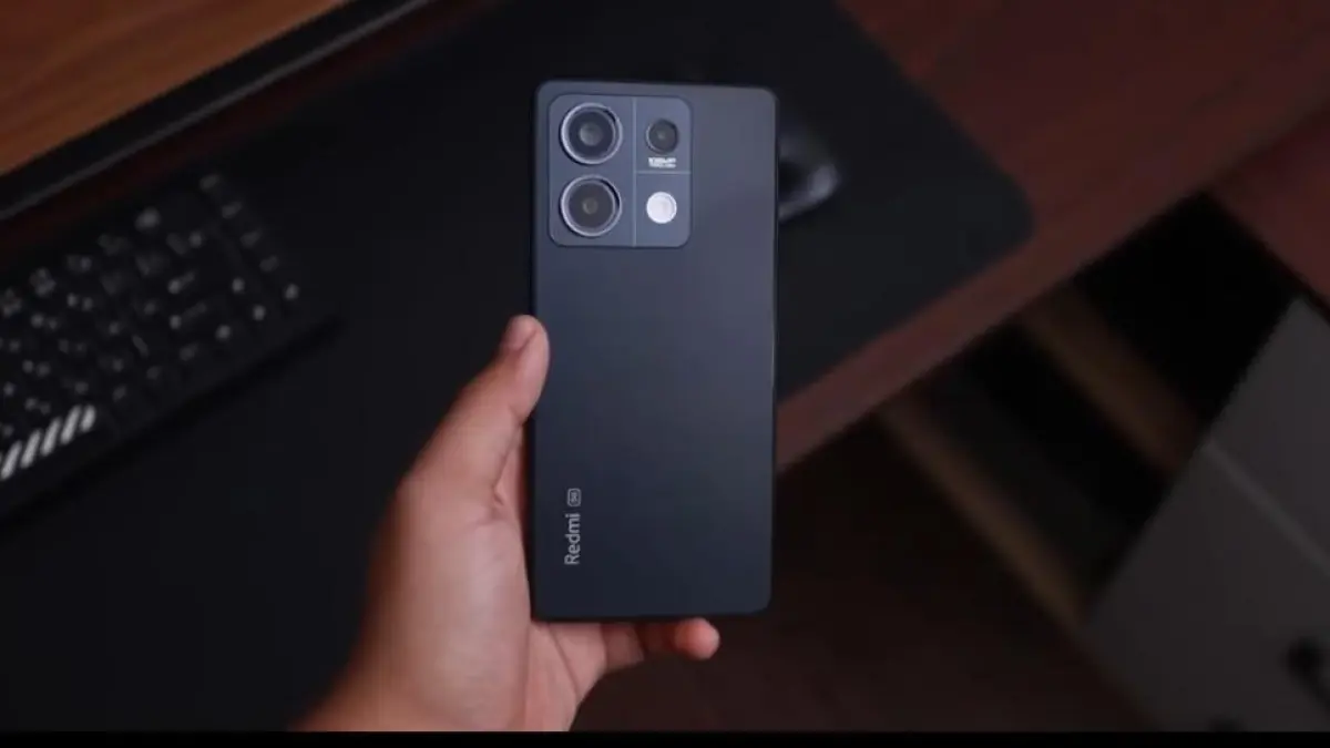 Rekomendasi HP 5G terbaik harga terjangkau dengan performa ngebut, baterai besar, dan fitur lengkap untuk gaming dan harian.