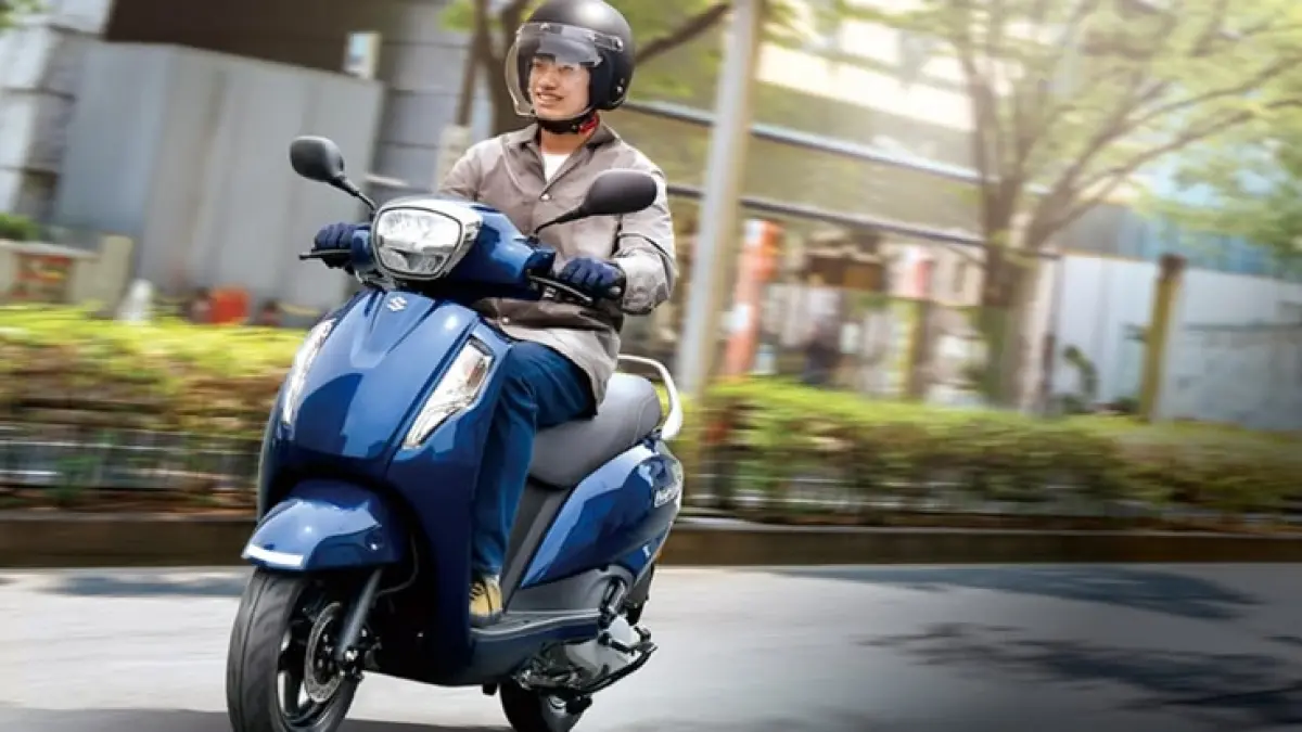 Daftar motor listrik subsidi bertambah dengan Rakata. Harga kini mulai Rp7 jutaan, simak pilihan lengkap dan spesifikasinya.