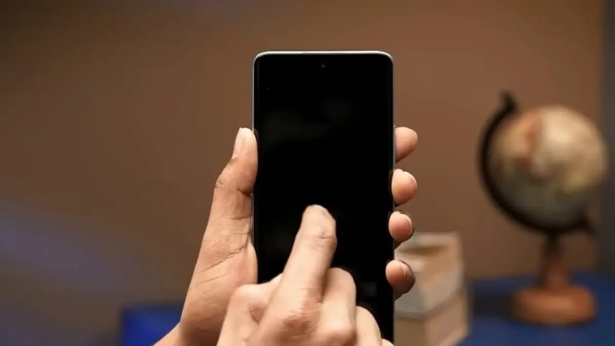 Rekomendasi hp realme murah ram besar 2026 RAM 8/256 GB, performa kencang dan baterai awet harga terjangkau. (SC YOUTUBE)