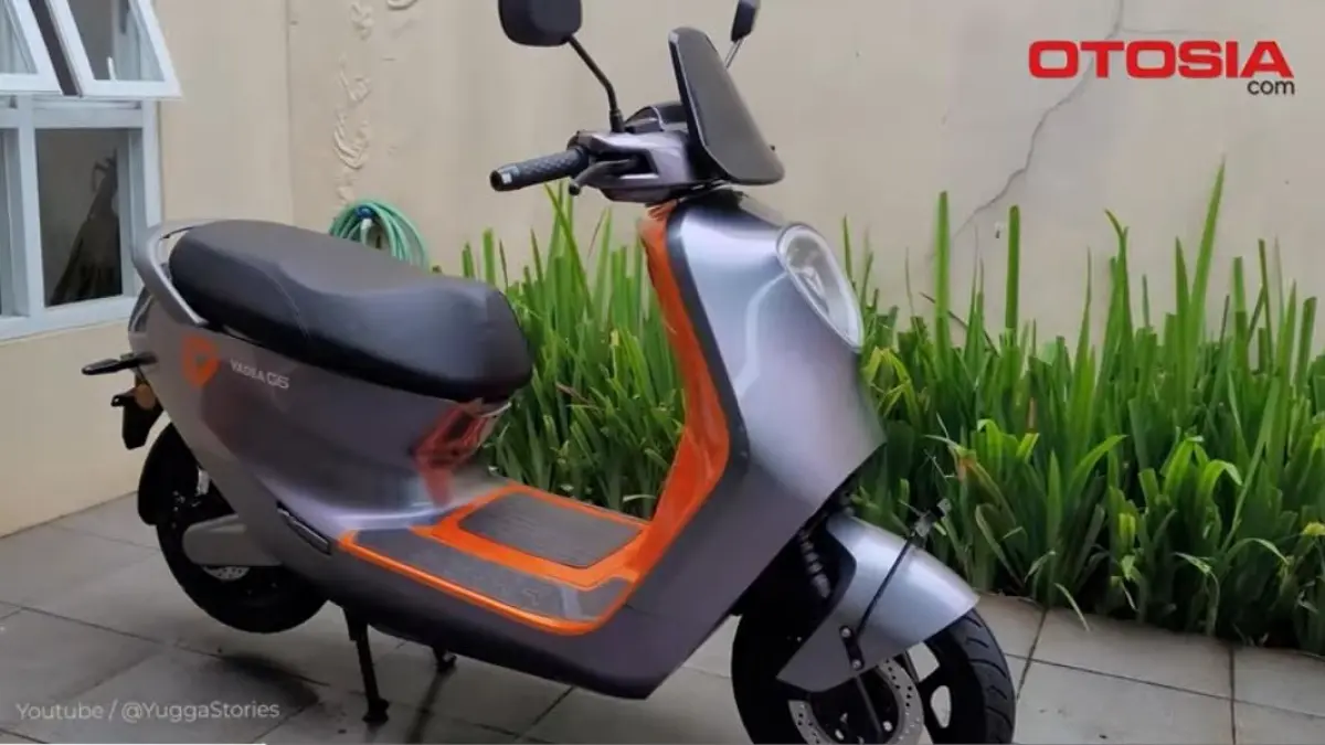 Simak 10 motor listrik terbaik di Indonesia lengkap dengan harga dan spesifikasinya. Pilihan hemat, canggih, dan ramah lingkungan!
(Screenshot Youtube)