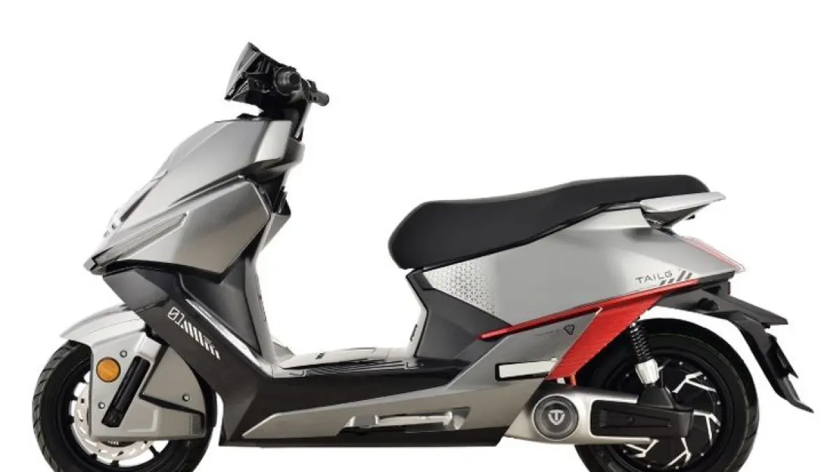 Proses perakitan Polytron Fox 350 di pabrik terungkap. Simak teknologi, QC ketat, dan fitur unggulan motor listrik ini.(Pinterest)