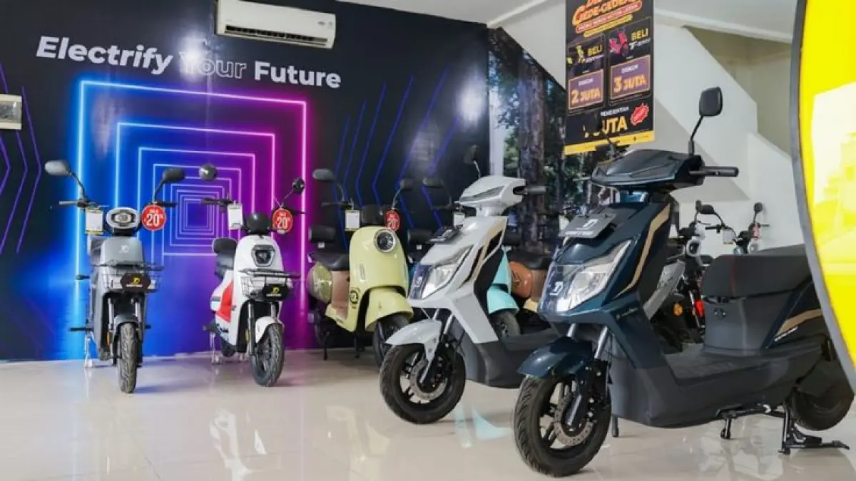 5 Motor Listrik Rp7 Jutaan Terbaik 2025: Murah Meriah, Fitur Lengkap, Cocok Buat Harian! (pinterest)