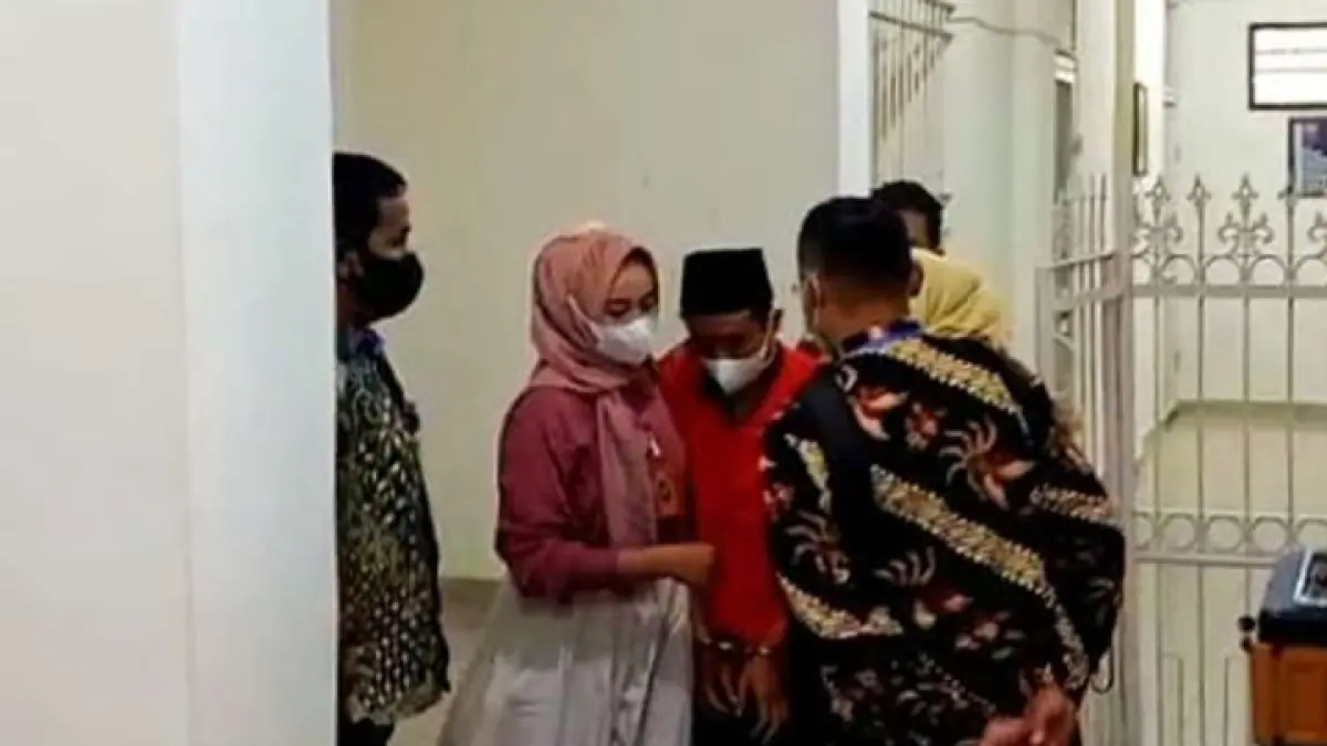 Terdakwa Masduki, 72 dan Muhammad Faisol Subhanadi. 