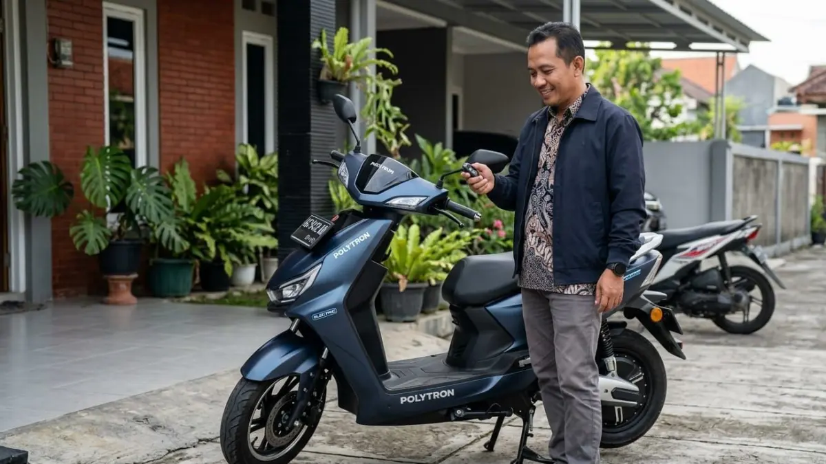 Polytron Fox Air jadi sorotan, motor listrik ini punya kekurangan di baterai, suspensi, dan kenyamanan berkendara.