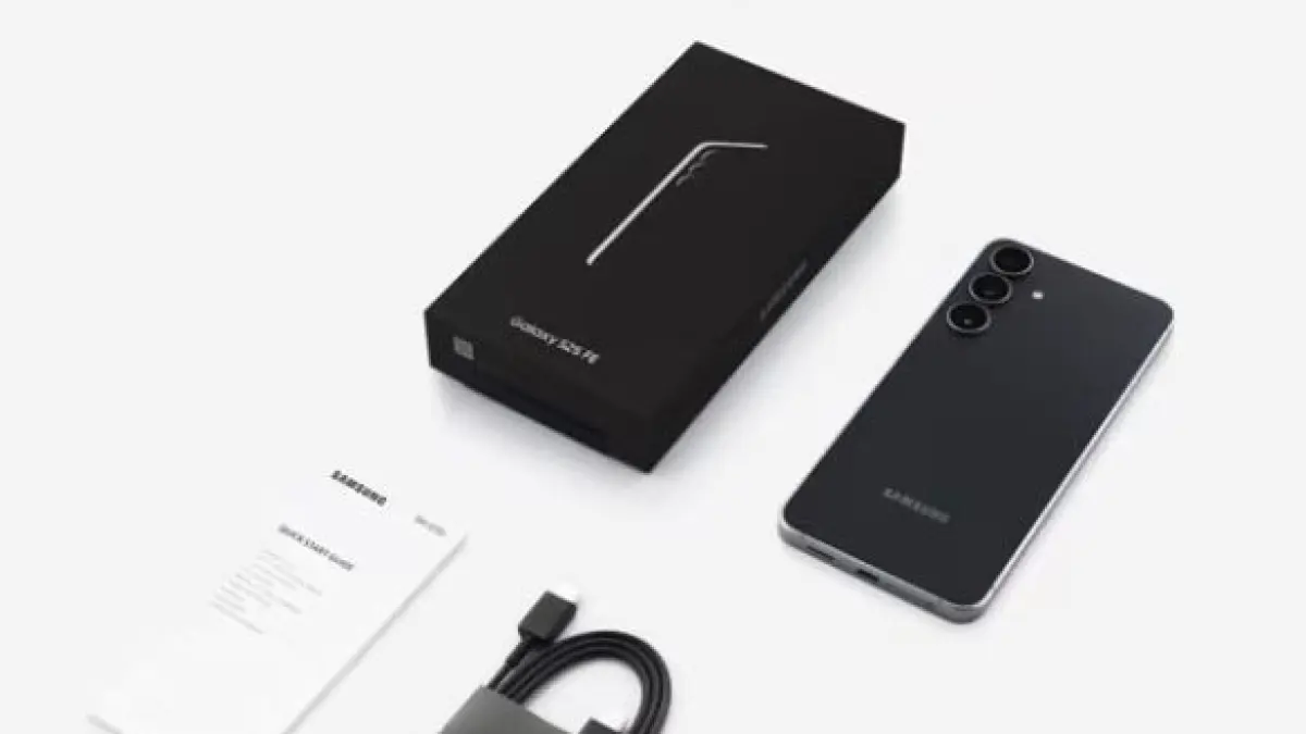 Daftar Samsung Galaxy S turun harga April 2026! S25 Ultra, S24 Ultra, & seri FE anjlok jutaan. Cek daftar harga terbaru untuk upgrade gadget Anda! (screenshot youtube)