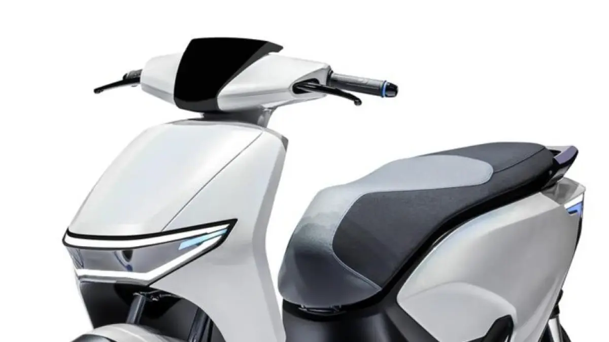 M135 motor listrik terbaru hadir dengan teknologi smart, performa kencang, dan daya jelajah jauh untuk mobilitas modern. (Freepik.com)