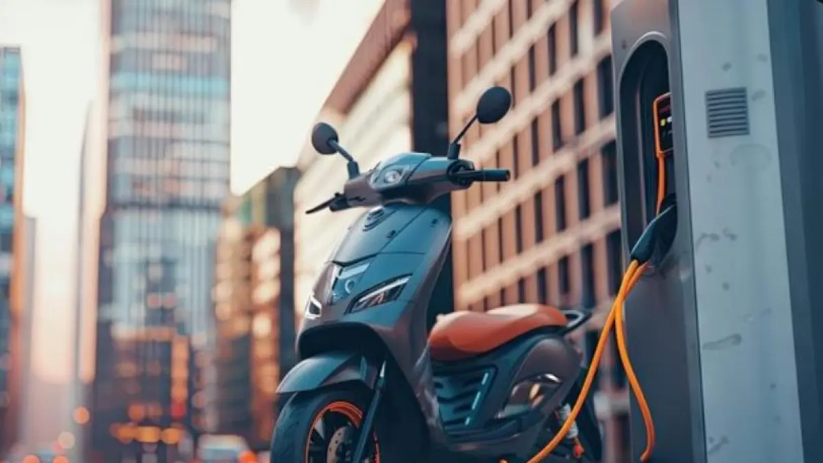 Motor listrik Indomobil eMotor QT Pro resmi meluncur, harga Rp18,8 juta dengan dua baterai, fitur NFC, dan desain stylish.(Freepik.com)