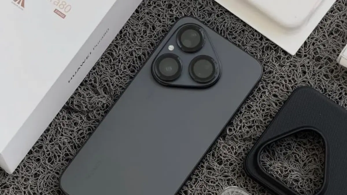 HP flagship turun harga terjun bebas! Cek harga terbaru Samsung S24 Ultra, iPhone 15, dan Huawei Pura 80 yang kini makin murah di April 2026. (screenshot instagram)