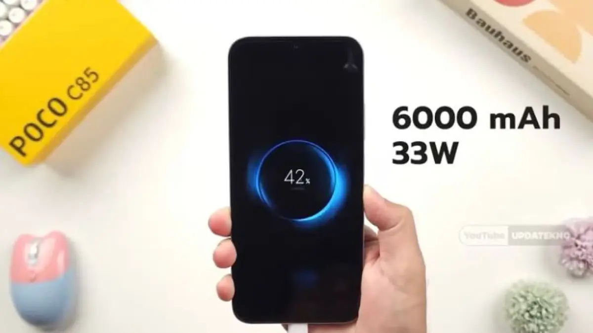 Cari HP Poco RAM 8 GB murah terbaik April 2026? Ini 7 rekomendasi HP Poco dengan performa gahar untuk gaming dan multitasking. Cek harga selengkapnya! (screenshot youtube)