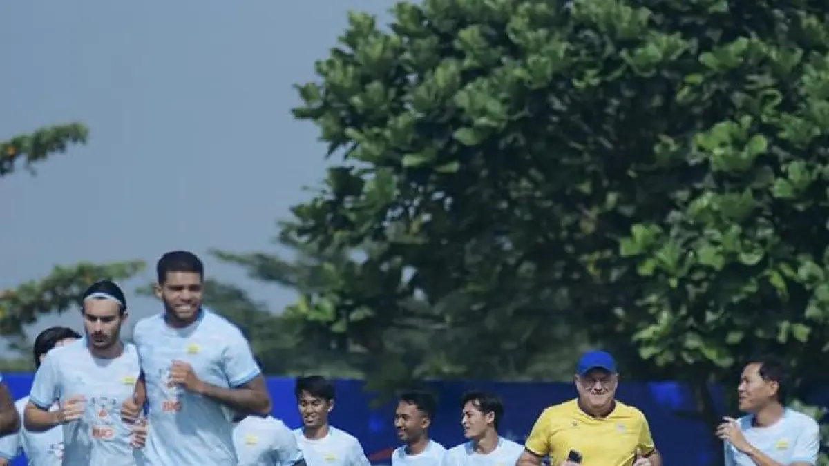 Bojan Hodak ubah Persib Bandung jadi tim bermental juara, konsisten dan berpeluang hattrick Liga dengan fondasi kuat jangka panjang.
(screenshot instagram)