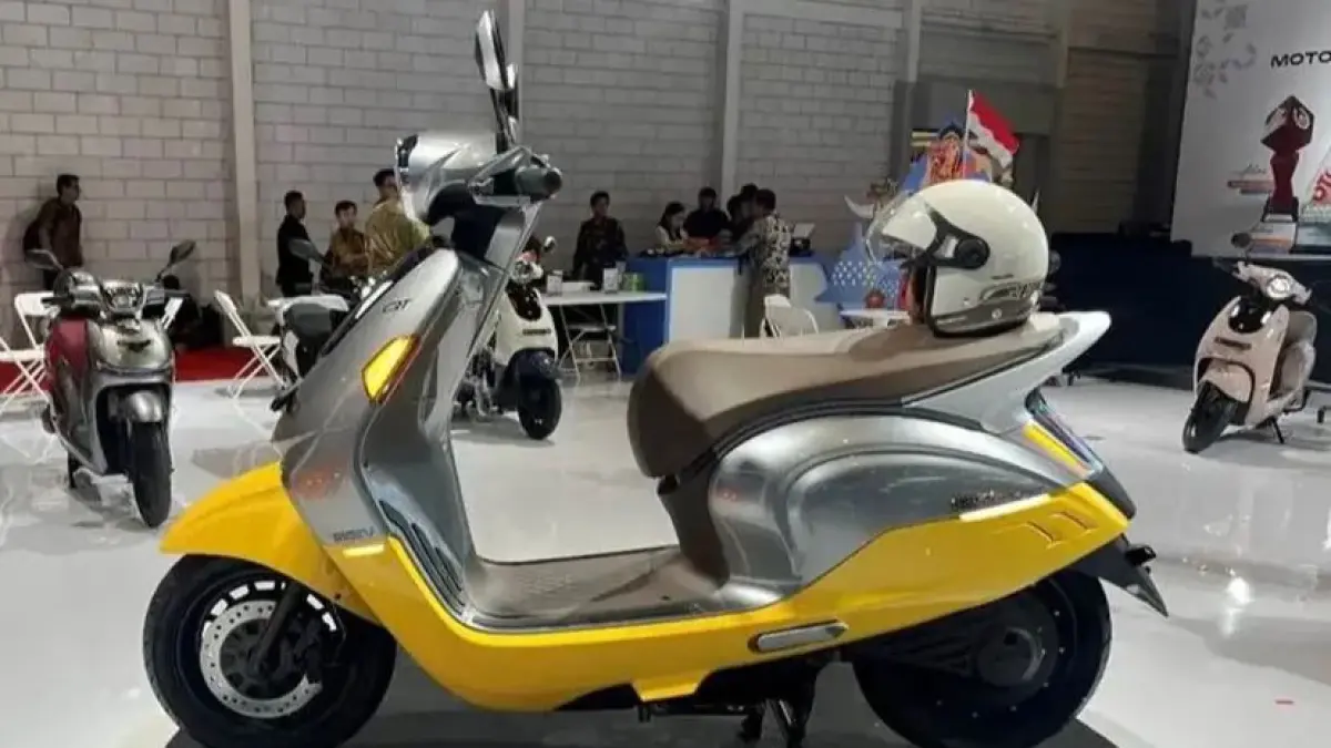 Indomobil Yadea Cutie resmi rilis! Harga Rp15 Jutaan sudah termasuk baterai lithium. Jarak tempuh 135 km & fitur NFC. Cek spesifikasinya di sini!(pinterest)