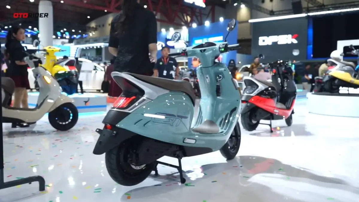 Indomobil E-Motor QT dan QT Pro resmi meluncur di IIMS 2026 dengan harga mulai Rp15 juta dan fitur modern.
(screenshot youtube)