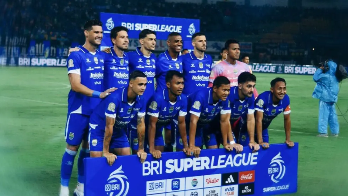 Bursa transfer Persib Bandung 2026 memanas! Arhan, Aiman Husein hingga Irvine masuk radar. Siapa yang benar-benar merapat?