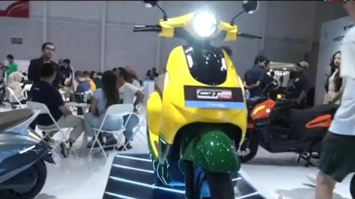 Indomobil E-Motor Cutie meluncur di IMS, motor listrik imut harga Rp15 juta dengan fitur modern dan jarak tempuh hingga 135 km.(screenshot youtube)