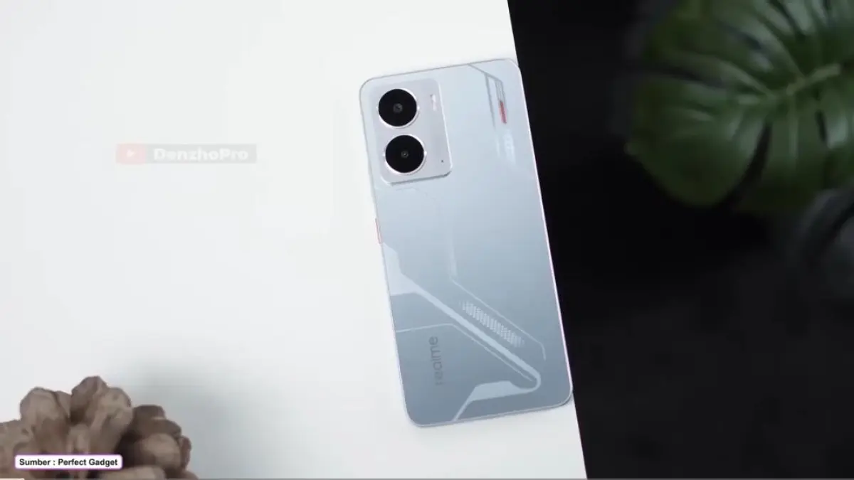 7 HP 5G Realme termurah terbaik 2026 mulai 2 jutaan, baterai besar hingga kamera 200 MP, cek rekomendasi lengkapnya! ( screenshot youtube )